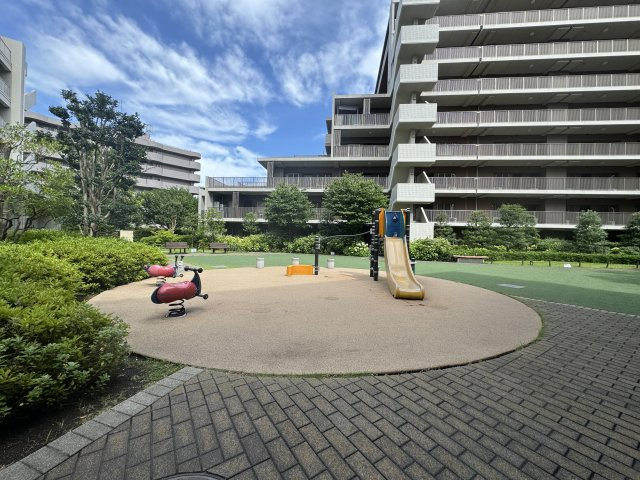 東京スイートレジデンスのその他共用部分|敷地内の公園です♪