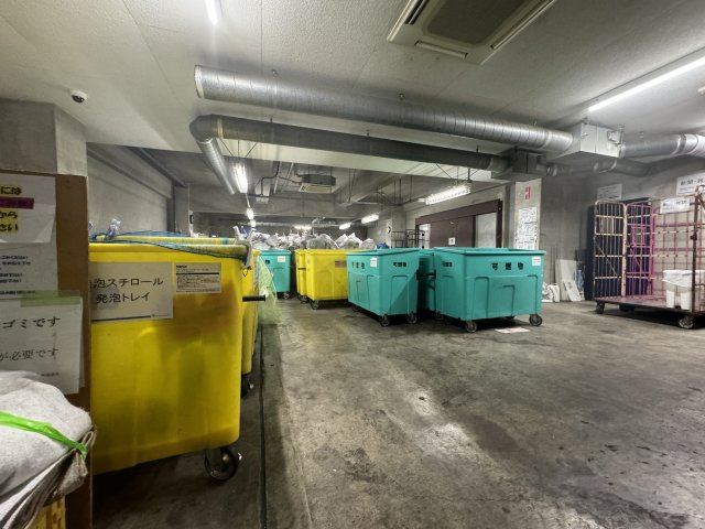 東京スイートレジデンスのその他共用部分|清掃の行き届いたゴミ置き場です♪