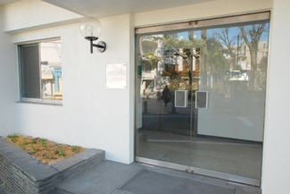 【エントランス】