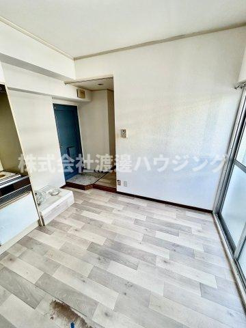 リアライズ江坂の寝室