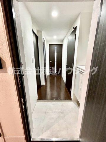 アルバトルナーレ江坂の玄関