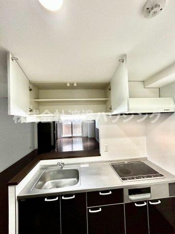 アルバトルナーレ江坂のキッチン