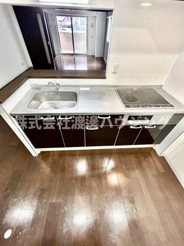 アルバトルナーレ江坂のキッチン