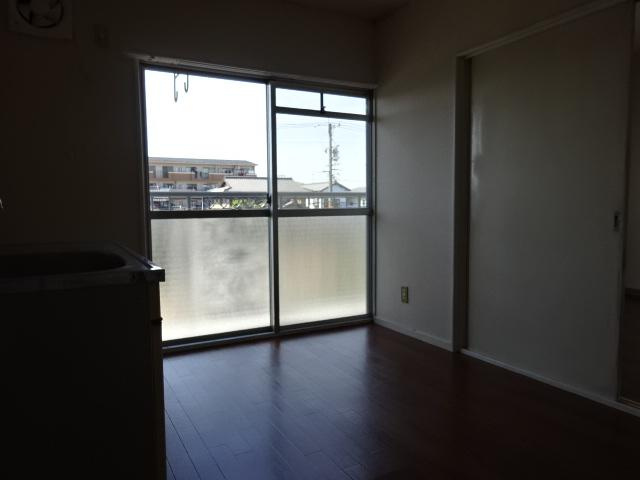 メゾン長縄の内装|ダイニング