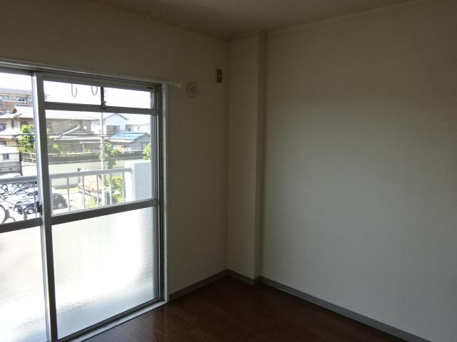 メゾン長縄の内装|室内