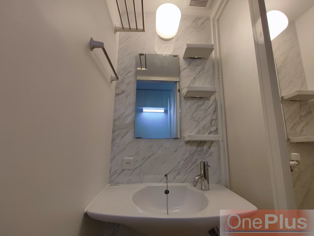 サンハイム六甲の洗面所