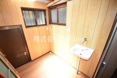 宮町2丁目テラスハウスの洗面所