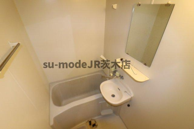 アルビヨン千里丘の浴室