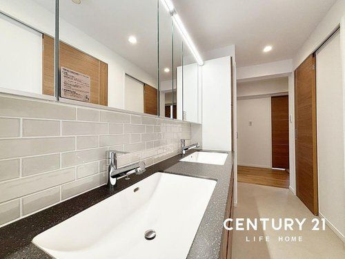 最上階！3方角部屋・日当たり良好♪【東急ドエルアルス上用賀】の画像