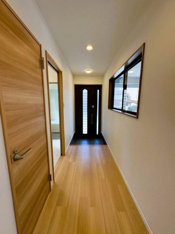 東神足１丁目の内装