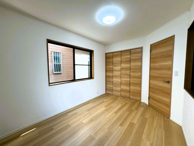 東神足１丁目の洋室