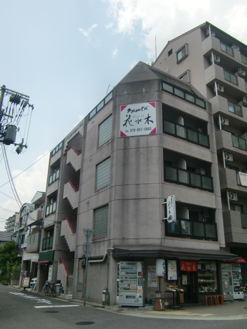 六甲グランドライオンズⅡの外観