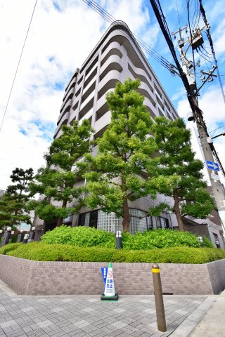 ロジュマン浪速の外観