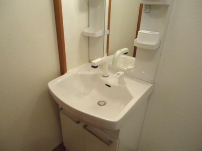 【洗面所】 | フォルトゥーナ | 洗髪洗面化粧台