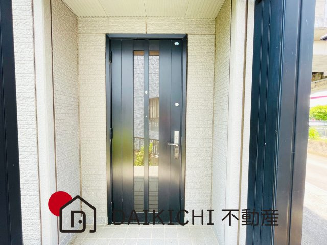 【玄関】 | 久喜市野久喜　中古戸建