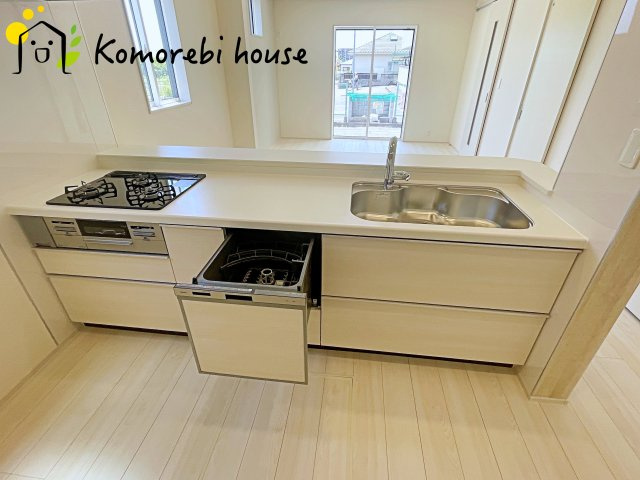 さいたま市見沼区東大宮3丁目　新築一戸建て　ブルーミングガーデン　01のキッチン|撮影：7/19