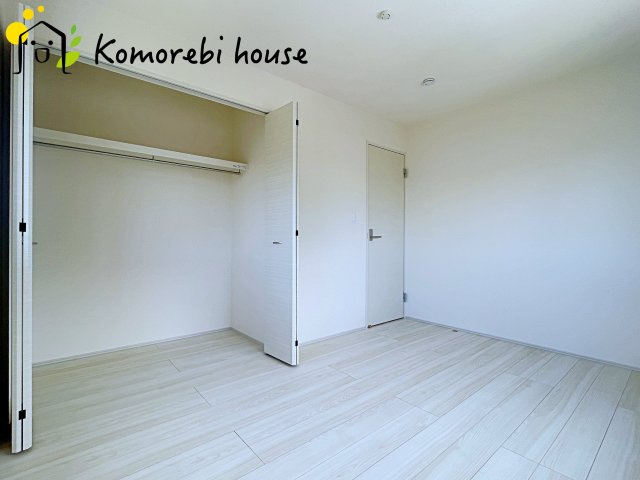 さいたま市見沼区東大宮3丁目　新築一戸建て　ブルーミングガーデン　01の洋室|撮影：7/19