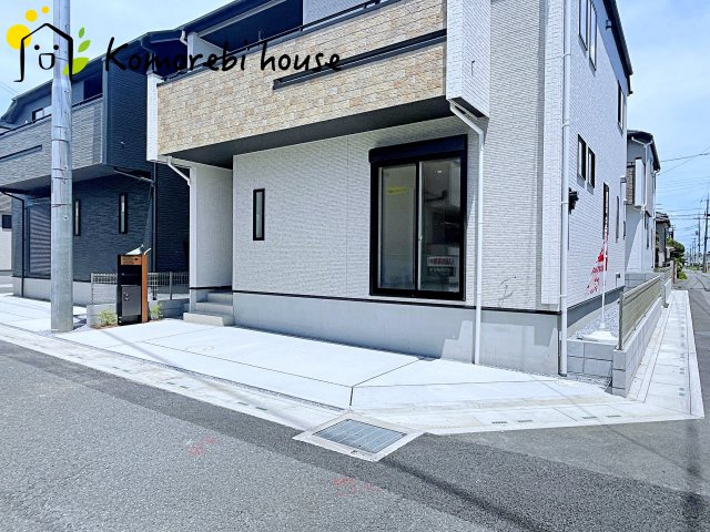 さいたま市見沼区東大宮3丁目　新築一戸建て　ブルーミングガーデン　01の駐車場|撮影：7/19