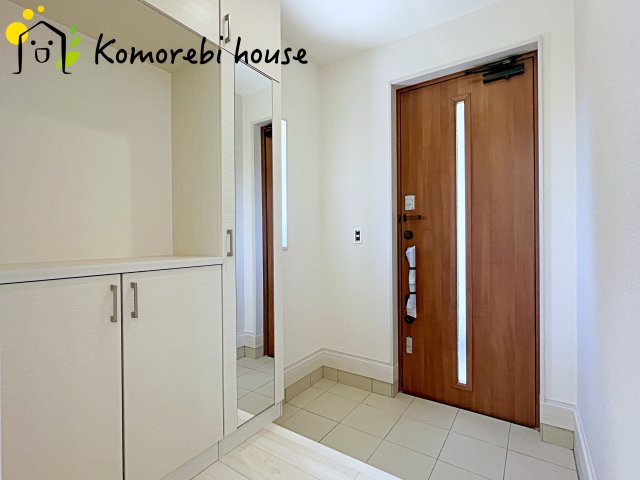 さいたま市見沼区東大宮3丁目　新築一戸建て　ブルーミングガーデン　01の玄関|撮影：7/19