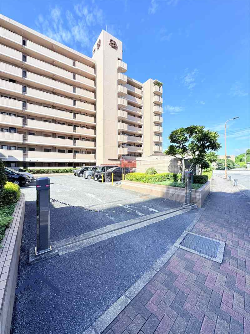 エンゼルマリナコート姪浜参番館の駐車場