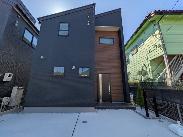 八王子市　寺田町　新築一戸建て