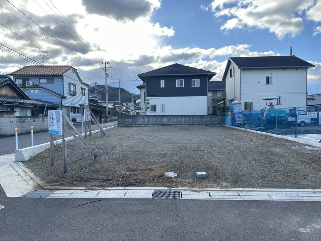 ウィンディーストリート高田　全7区画（残1区画）