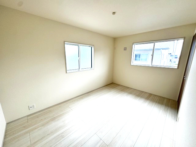 ブルーミングガーデン前橋市後家町３棟　3号棟　の洋室|2階洋室３です♪