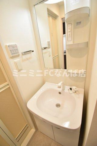 S-FORT難波西の洗面所