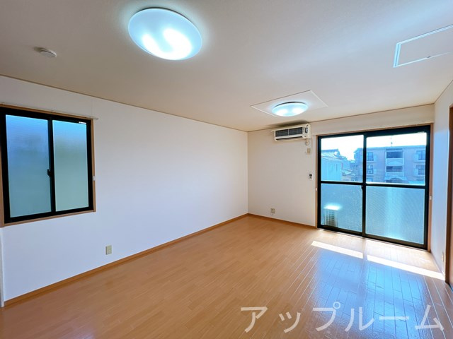 ドシルの居間・リビング