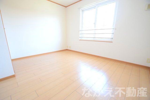 【寝室】 | 使い勝手のいい寝室です