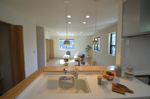 【その他】 | 東山田３丁目　新築戸建 | 対面キッチン