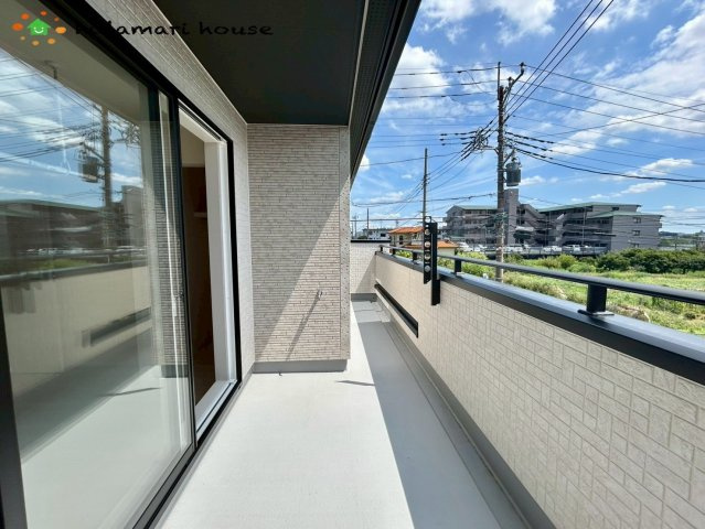 見沼区東大宮3丁目　新築戸建　ブルーミング01のバルコニー