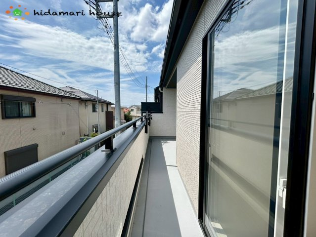 見沼区東大宮3丁目　新築戸建　ブルーミング01のバルコニー