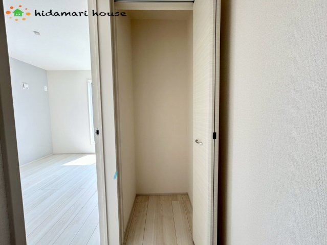 見沼区東大宮3丁目　新築戸建　ブルーミング01の収納|2階　廊下収納