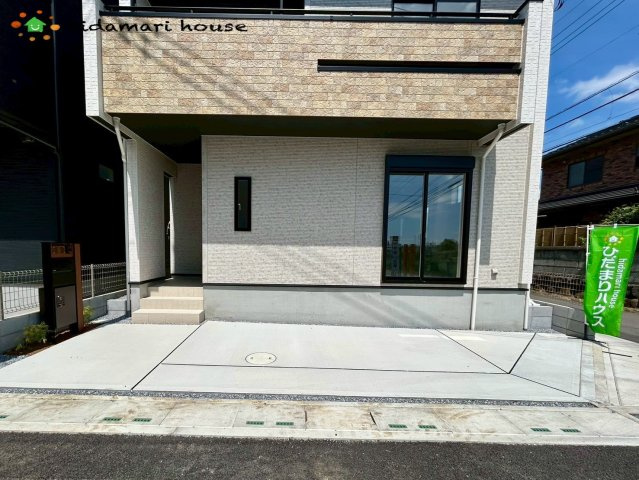 見沼区東大宮3丁目　新築戸建　ブルーミング01の駐車場