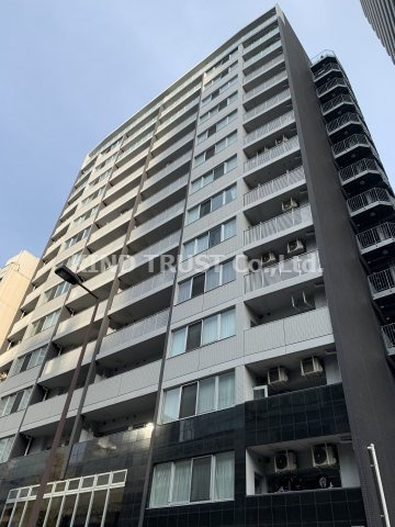 エステムプラザ梅田の外観