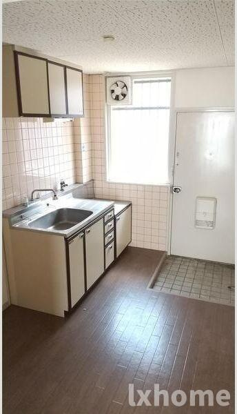 ラ・シャンブルのキッチン|お料理しやすいキッチンです