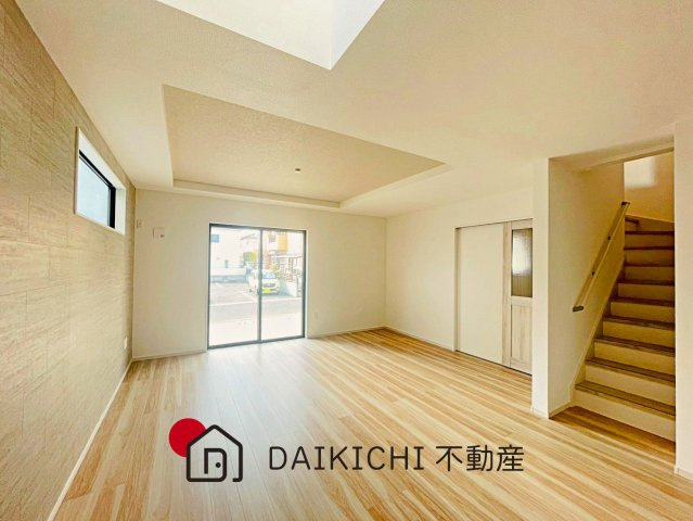 【居間・リビング】 | 久喜市本町10期　LIGARE　新築戸建　全3棟　1号棟