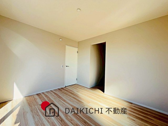 【洋室】 | 久喜市本町10期　LIGARE　新築戸建　全3棟　1号棟