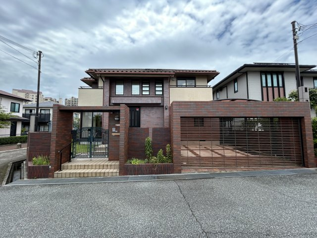 神戸市西区井吹台西町3丁目戸建の外観