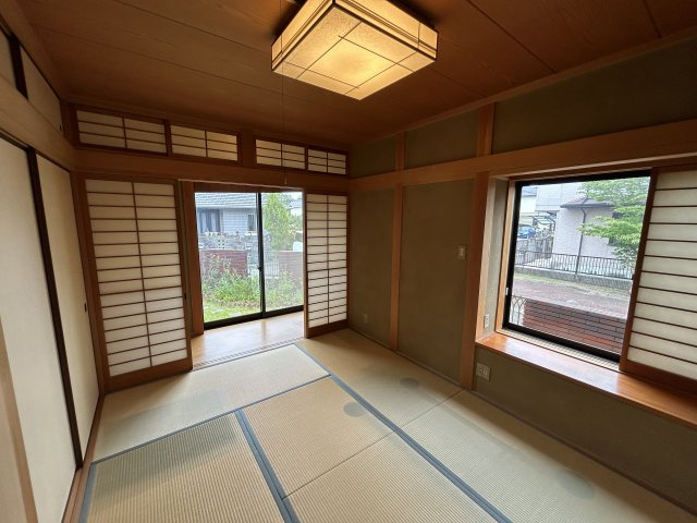 神戸市西区井吹台西町3丁目戸建の和室