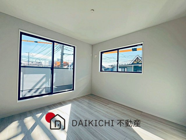 【洋室】 | 久喜市本町10期　LIGARE　新築戸建　全3棟　2号棟
