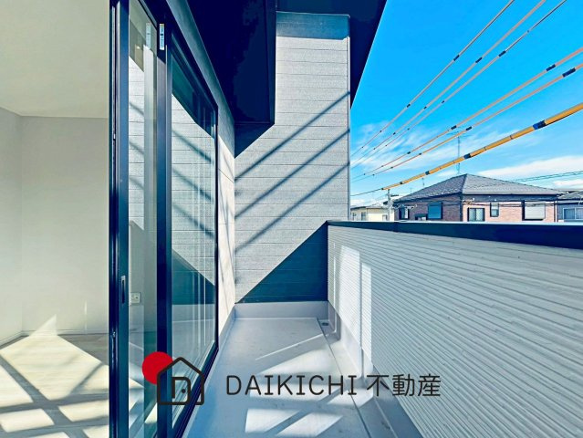 【バルコニー】 | 久喜市本町10期　LIGARE　新築戸建　全3棟　2号棟
