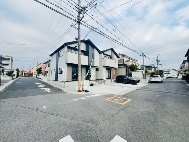 【前面道路含む現地写真】 | 久喜市本町10期　LIGARE　新築戸建　全3棟　2号棟