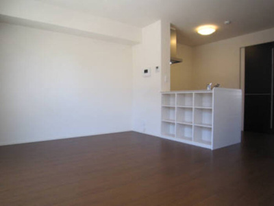 【居間・リビング】 | コンパルティア | こちらのリビングで趣味の時間をお楽しみください