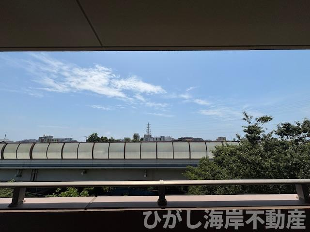 カインドステージ湘南辻堂の展望|青空が広がる南向きバルコニーの開放感！