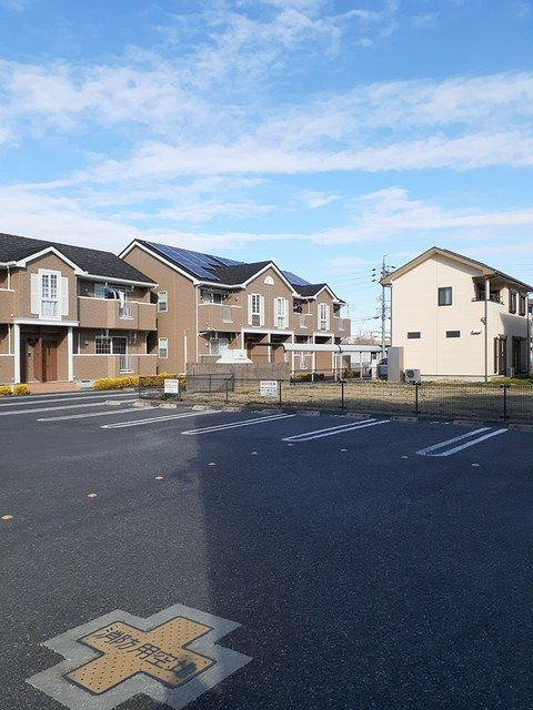 グランデ瑞穂の駐車場