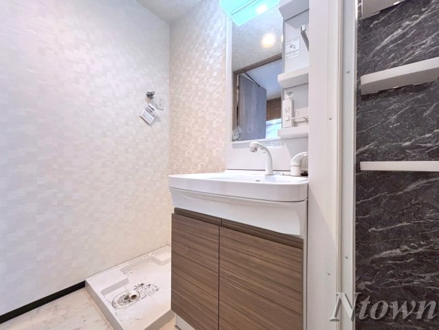 【独立洗面台】 | S-RESIDENCE上飯田駅前 | 独立洗面化粧台が付いています