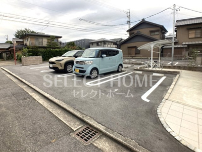 【駐車場】 | ゴールドコート | カースペースがあります