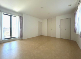 和泉市伏屋町4丁目戸建の洋室|約10.3帖